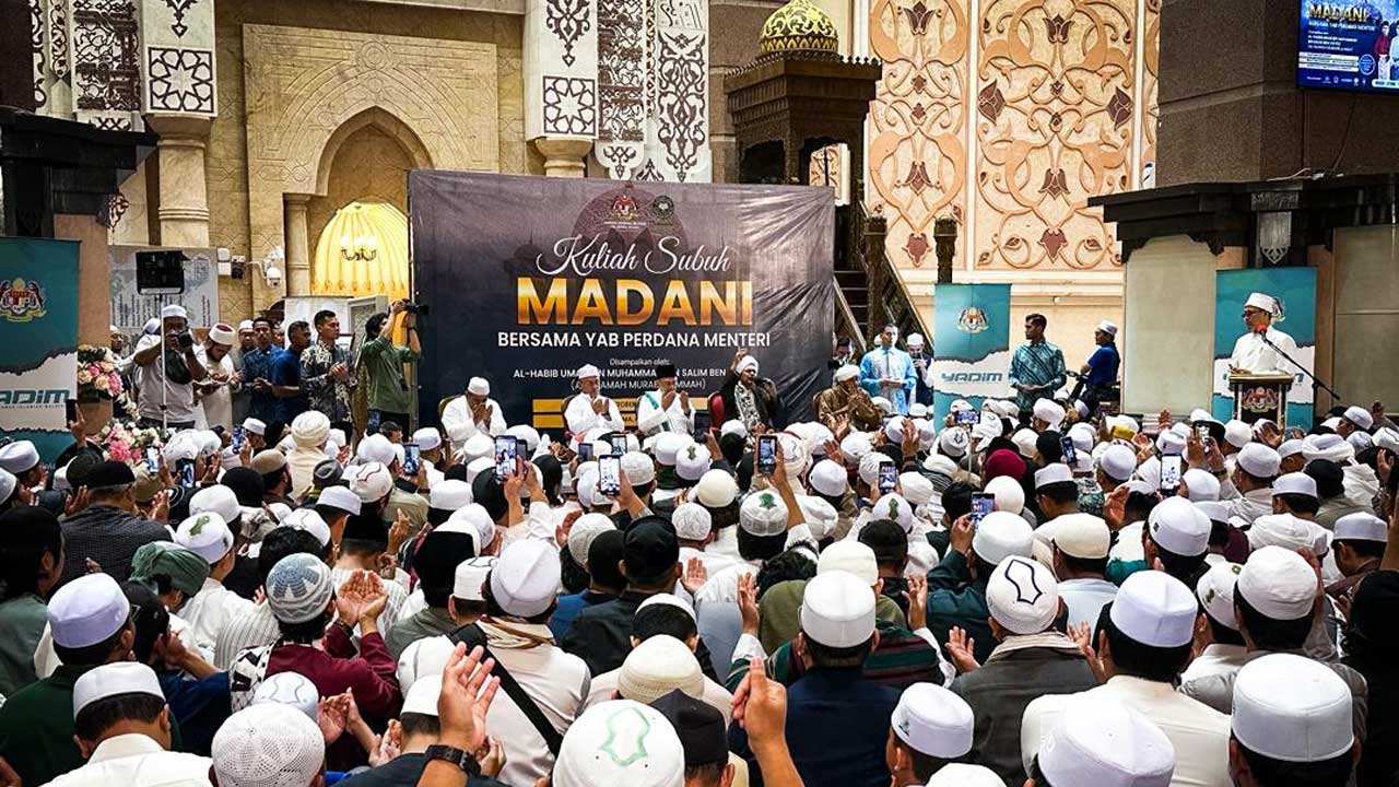 https://nragrup.co.id/islampedia/tokoh-tokoh-besar-dalam-sejarah-islam-yang-mengubah-peradaban-dunia/